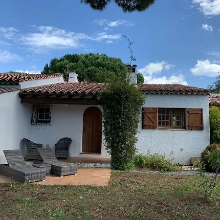 Casa de Férias Maison Sous Les Pins Cavalaire-sur-Mer