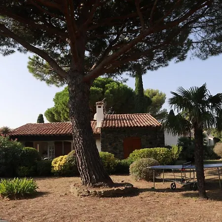 Maison Sous Les Pins