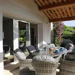 Maison Sous Les Pins