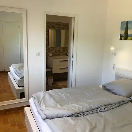 Maison Sous Les Pins Кавалер-сюр-Мер