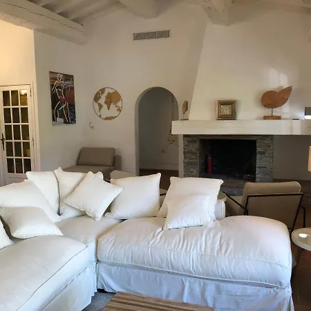 Maison Sous Les Pins Ferienhaus