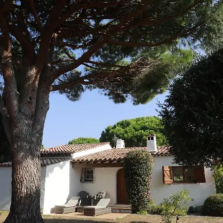 Maison Sous Les Pins * キャバレール・シュル・メール
