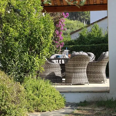 Maison Sous Les Pins Ferienhaus