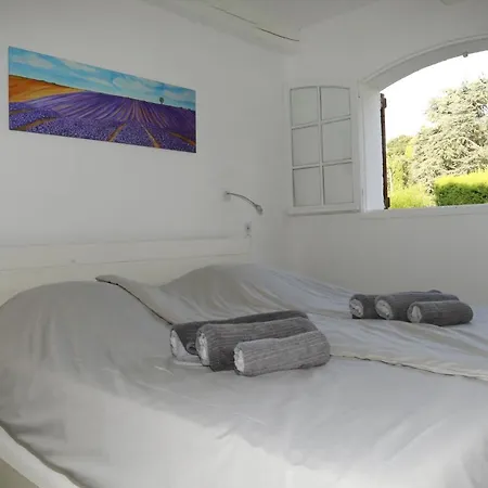 Maison Sous Les Pins キャバレール・シュル・メール