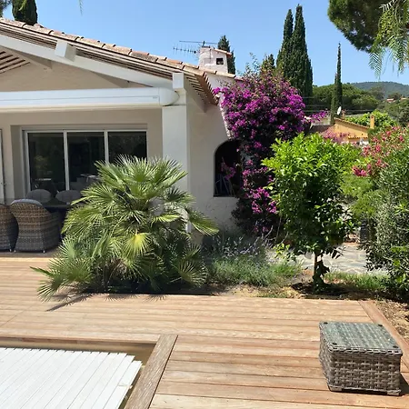Maison Sous Les Pins Ferienhaus