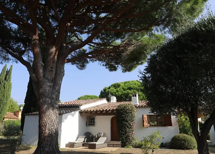 Maison Sous Les Pins * Cavalaire-sur-Mer