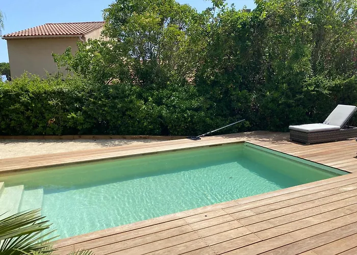 Maison Sous Les Pins Ferienhaus *